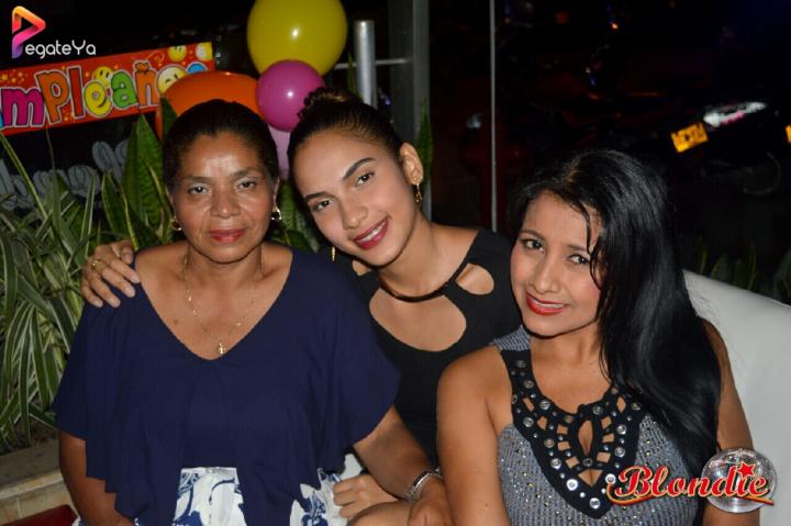 Foto 18 de Blondie - 1er Fds Mayo 2017 en Blondie Bar Cali, Cali