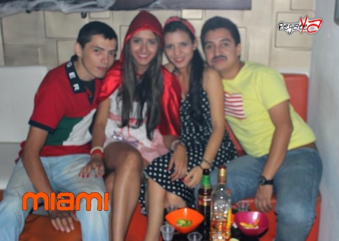 Foto 69 de Miami Bar - Halloween 2014 en Miami Bar Cali, Cali