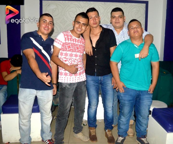 Foto 16 de Ahma Bar - 5to FDS Agt 2015 en Ahma Cali, Cali
