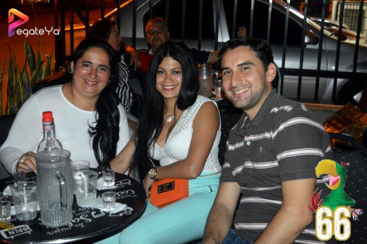 Foto 8 de La lora Bar - 3er Fds Abril 2016 en La Lora Bar, Cali