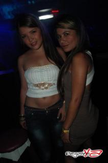 Foto 10 de DISCOTECA PRIZMA 4 DE MAYO de 2012 en Prizma Discoteca Medellin, Medellín