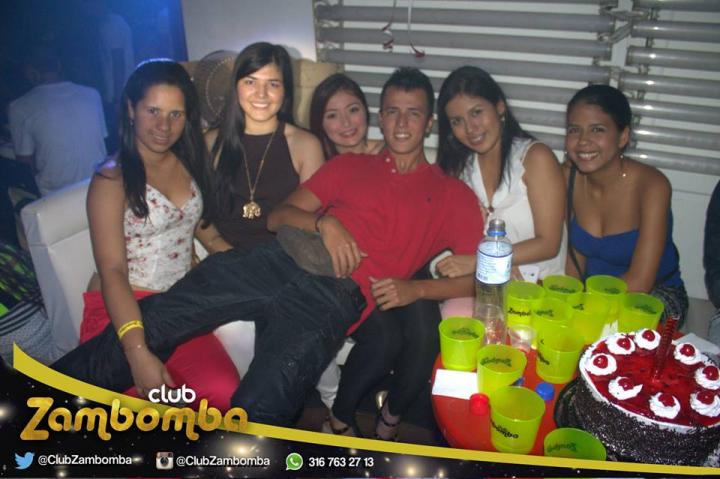 Foto 25 de ZAMBOMBA - julio 5 en Club Zambomba, Cali