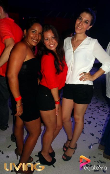 Foto 11 de Living - 2do FDS Abril 2015 en Living Night Club, Cali