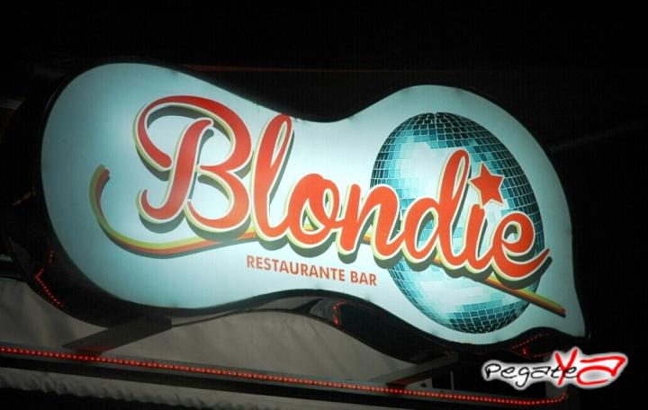 Foto 8 de Blondie - Agosto 09 del 2014 en Blondie Bar Cali, Cali