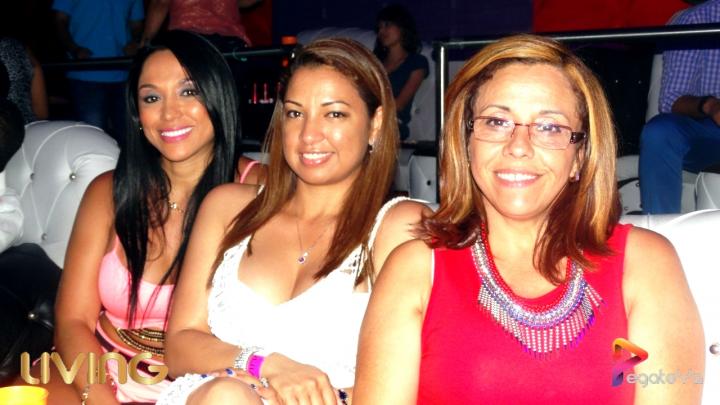 Foto 15 de Living Night Club - marzo 8 Del 2015 en Living Night Club, Cali