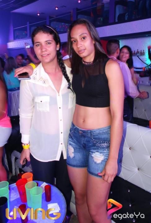 Foto 2 de Living - Marzo 14 del 2015 en Living Night Club, Cali