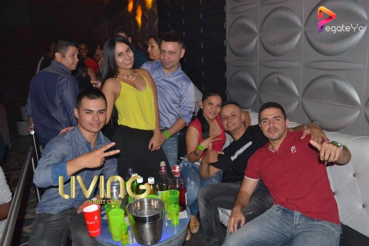 Foto 17 de Living Night Club - 5To fds Abril 2016 en Living Night Club, Cali