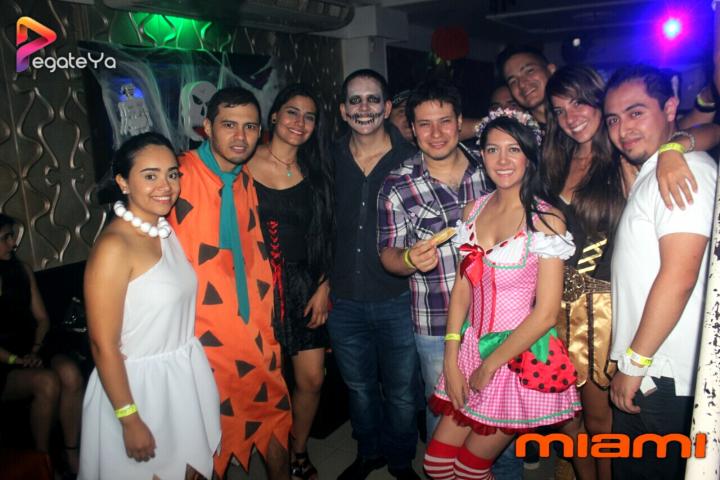 Foto 73 de Miami - Halloween 2015 en Miami Bar Cali, Cali
