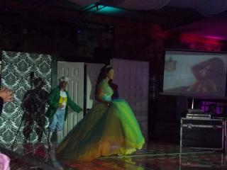 Foto 2 de Los 15 de Mapis Gomez en Los 15 de Mapis Gomez