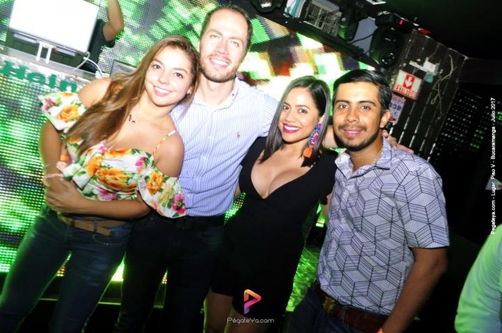 Foto 27 de PISO V - Sabado 22 de julio de 2017 en Bar Piso V Bucaramanga, Bucaramanga