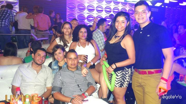 Foto 29 de Living - Abril 25 del 2015 en Living Night Club, Cali