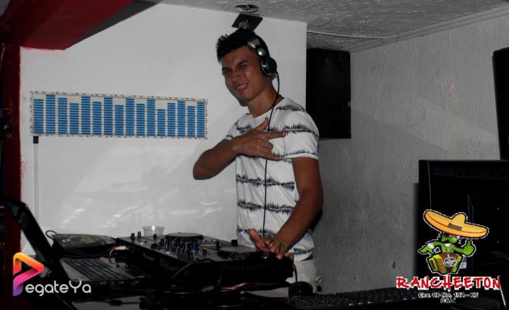 Foto 4 de Rancheeton - 4to FDS Abril 2015 en Rancheton Cali, Cali