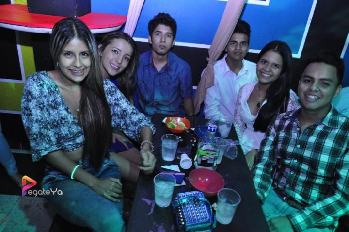 Foto 16 de El Manicomio sábado 02 de mayo 2015 en Discoteca El Manicomio Bucaramanga, Bucaramanga