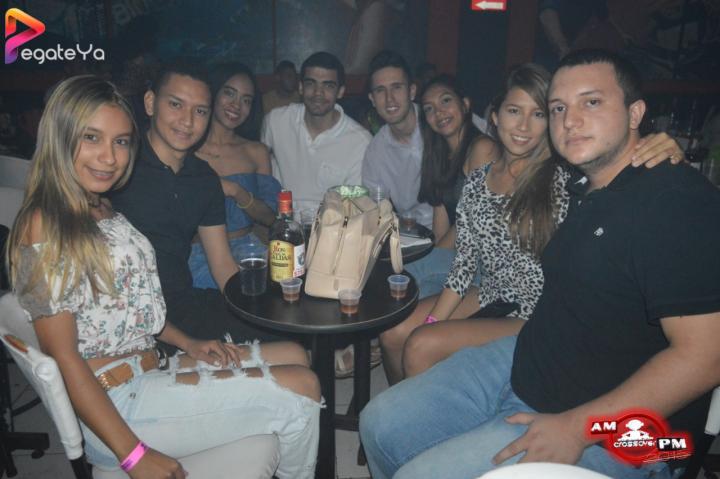 Foto 14 de Ampm Bar - 1er Fds Abril 2016 en Am / PM Bar - Cali, Cali