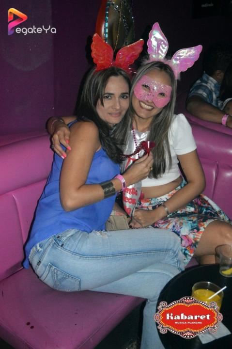 Foto 1 de Kabaret Bar - 5to FDS Mayo 2015 en Kabaret - Granada, Cali