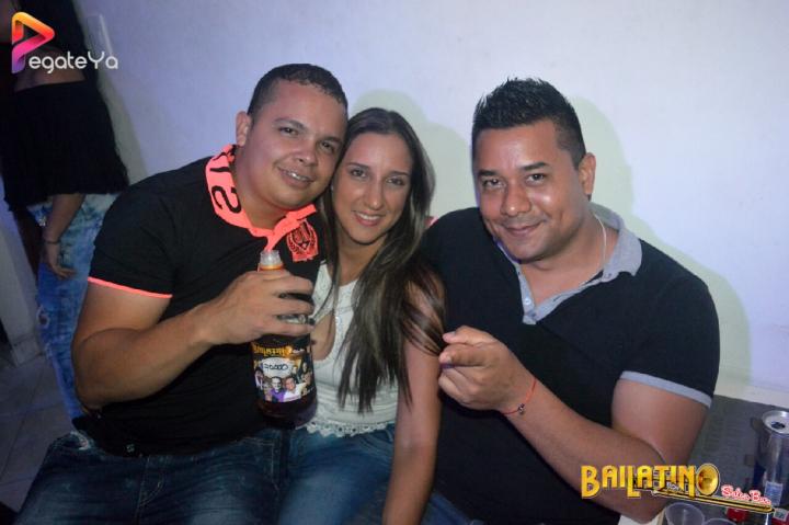Foto 65 de Bailatino - AMOR & AMISTAD 2016 en Bailatino - Bar, Cali