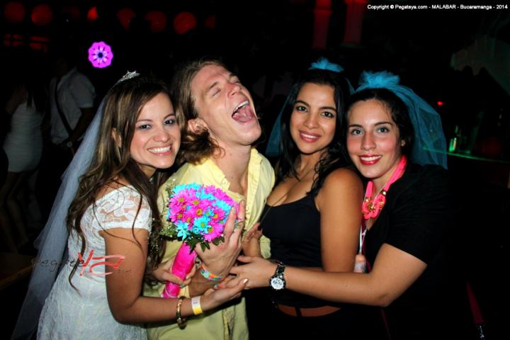 Foto 31 de Discoteca Malabar - 13 de Junio de 2014 en Discoteca Malabar Bucaramanga, Bucaramanga