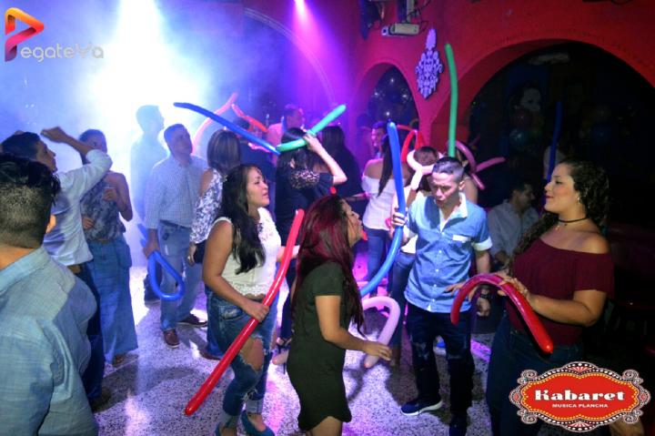 Foto 16 de Kabaret Bar - 1er Fds Julio 2016 en Kabaret - Granada, Cali