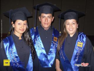 Foto 25 de Grados Autonoma de Nariño en Universidad Autónoma de Nariño