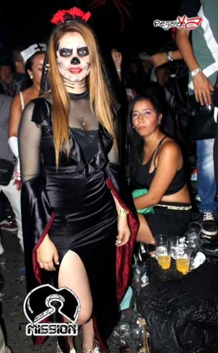Foto 17 de Mission Club - Halloween 2014 en Mission Club, Cali