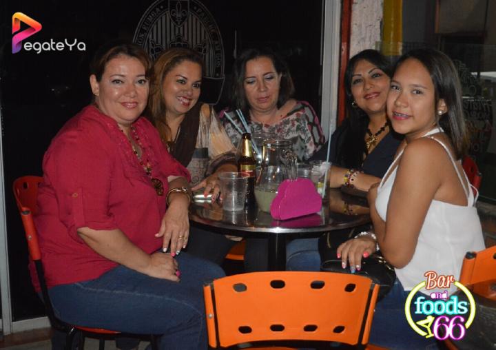 Foto 2 de BAR AND FOODS 66 - 3er FDS AGOSTO 2016 en Bar And Foods