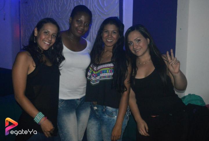 Foto 12 de Ahma Bar - 1er FDS Junio 2015 en Ahma Cali, Cali