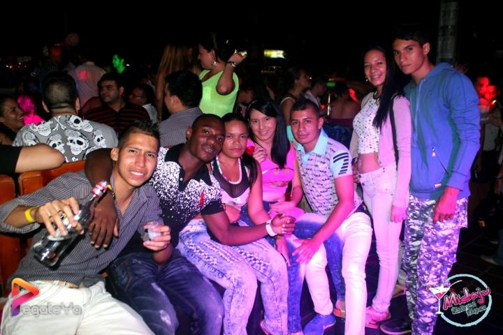 Foto 11 de Midaju - Amor y Amistad 2015 en Midaju Bar