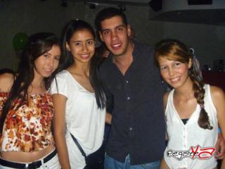 Foto 31 de Mayo 12 del 2012 en Babel / Barra Libre Cali, Cali