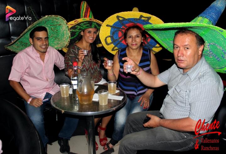 Foto 14 de Chente - 1er FDS Julio 2015 en CHENTE Vallenatos y Rancheras, Cali