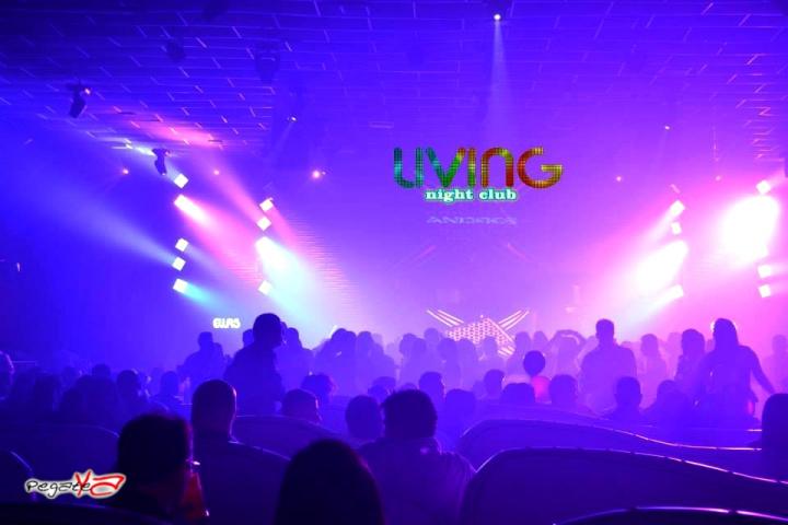 Foto 36 de Living - Feria 2014 en Living Night Club, Cali