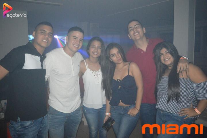 Foto 26 de Miami Bar - 2do Fds Marzo 2017 en Miami Bar Cali, Cali