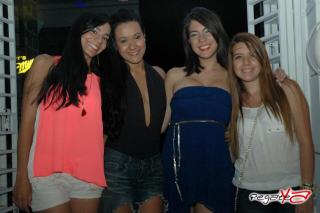 Foto 3 de Agosto 31 del 2013 en Moon Cocktail & Shots