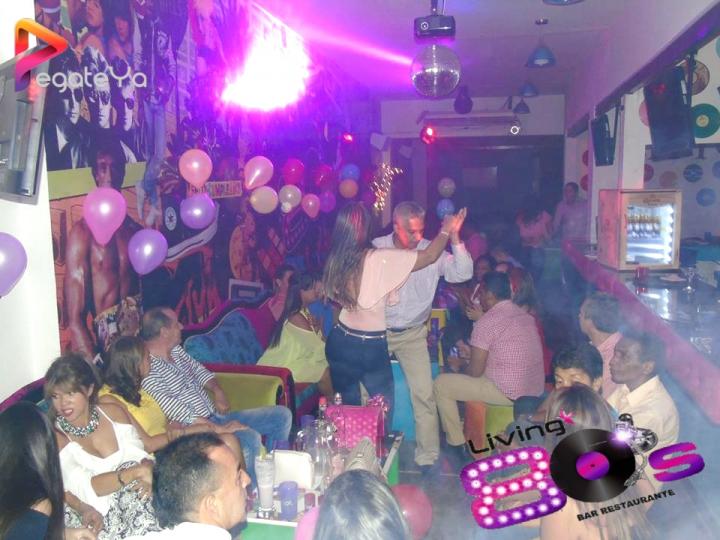 Foto 23 de living 80 - 3er / 4to Mayo 2016 en Living Ochentas Cali, Cali