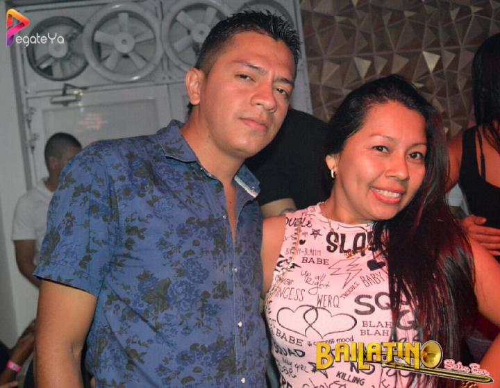 Foto 24 de Bailatino - 3ER Fds Mayo 2017 en Bailatino - Bar, Cali