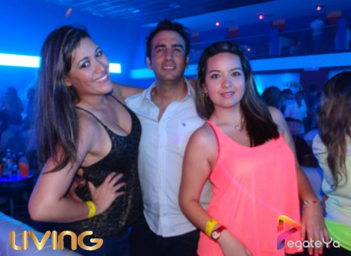 Foto 3 de Living - Marzo 14 del 2015 en Living Night Club, Cali