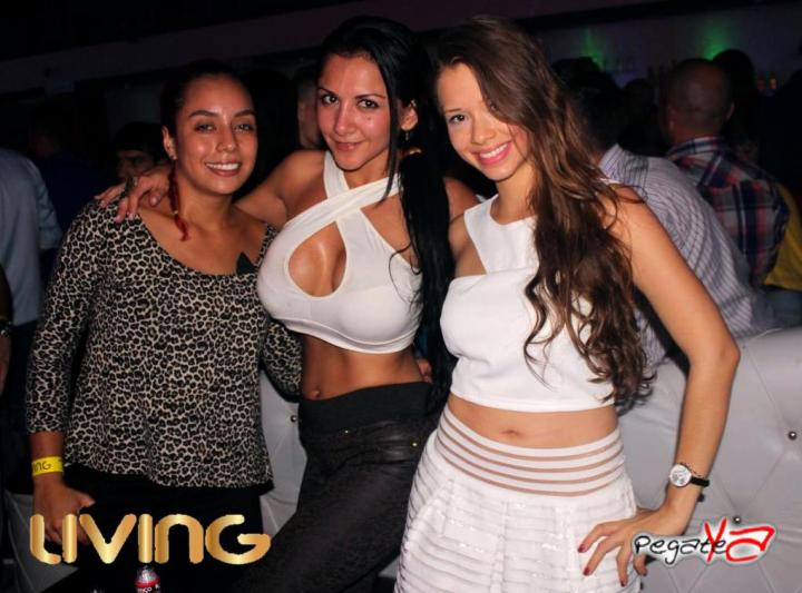 Foto 4 de Living Night Club - Oct 11 en Living Night Club, Cali