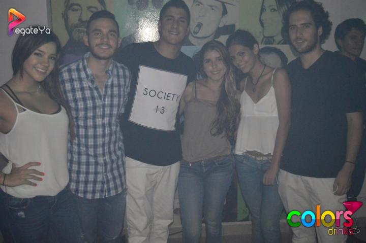 Foto 13 de Colors - 2do FDS Oct 2015 en Colors Drinks