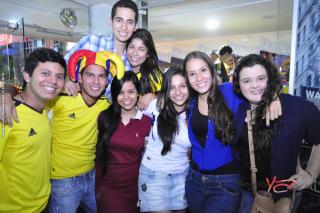 Foto 23 de Partido Colombia vs Ecuador en La Sala Club, Bucaramanga