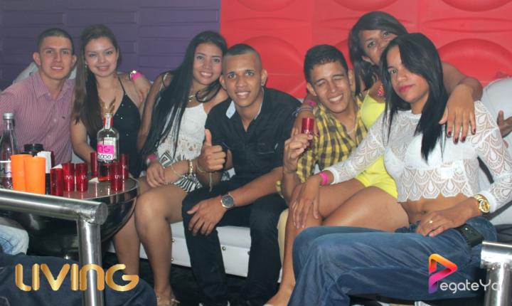 Foto 29 de Living - 1er FDS Febrereo 2015 en Living Night Club, Cali