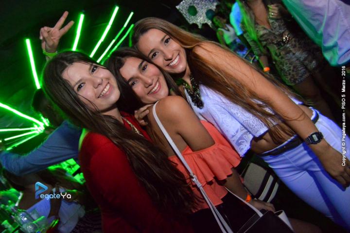 Foto 22 de PISO V - 12 marzo 2016 en Bar Piso V Bucaramanga, Bucaramanga