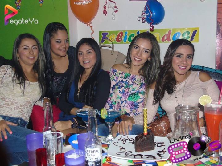 Foto 4 de living 80 - 1er Mayo 2016 en Living Ochentas Cali, Cali