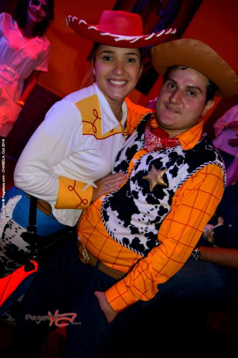 Foto 38 de Chabela viernes 31 de octubre de 2014 en Discoteca Chabela Bucaramanga, Bucaramanga