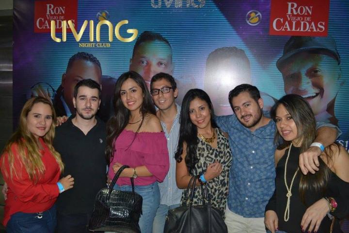 Foto 37 de Living Night Club - 2do/3er fds Junio en Living Night Club, Cali