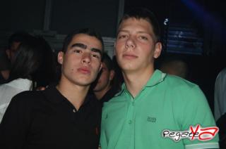 Foto 26 de Aqua 21 de Abril en Discoteca Aqua Medellin, Medellín