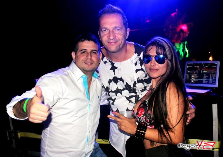 Foto 10 de Mauro Picotto - la Dolores Oct 4 en Mauro Picotto, Cali