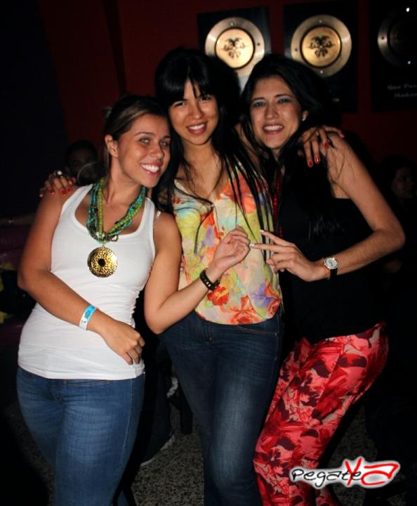Foto 4 de Kabaret - Julio 26 en Kabaret - Granada, Cali