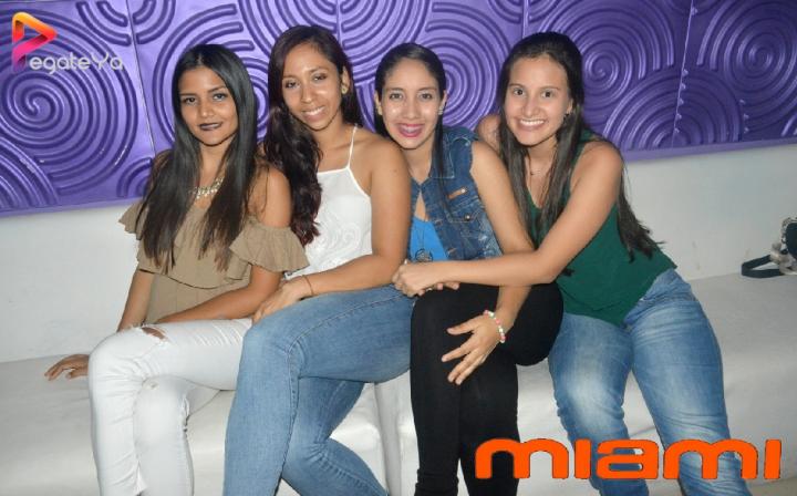 Foto 14 de Miami Bar - Hallowen 2016 en Miami Bar Cali, Cali