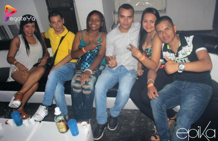 Foto 6 de EPIKA - 3ER Fds Octubre 2015 en Epika Night Club, Cali