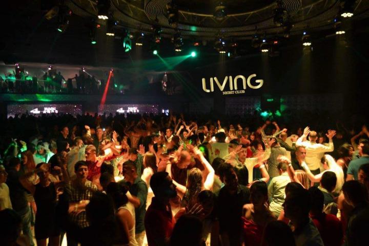 Foto 29 de Living - 1er Fds Abril 2017 en Living Night Club, Cali