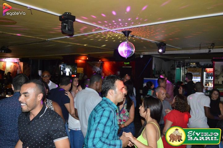 Foto 11 de El Viejo Barril de la Sexta - 30.09.17 en El Viejo Barril de la Sexta, Cali